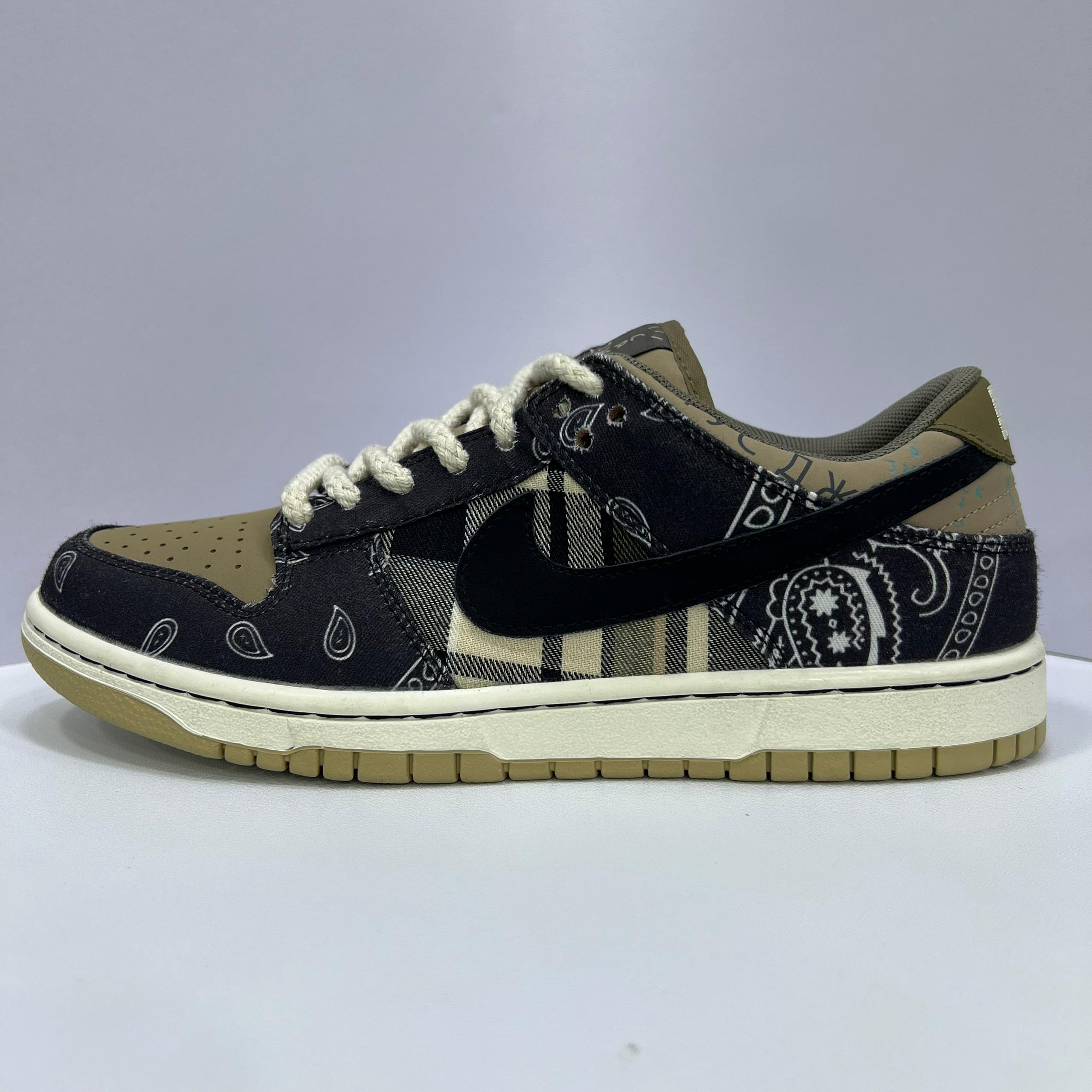 کتونی جردن ۱ - کد 4