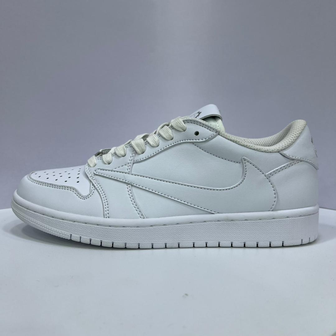 کتونی ترویس - کد9