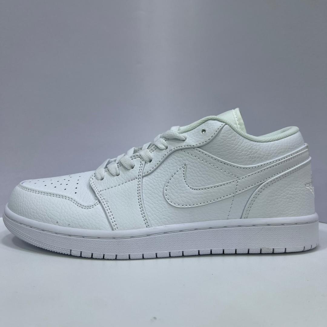 کتونی جردن ۱ - کد ۱