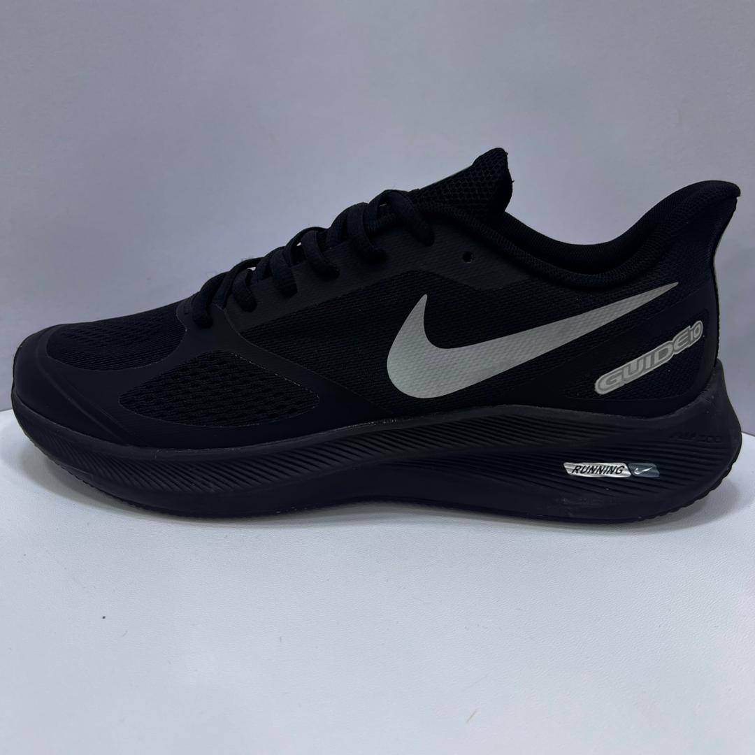 نایک گاید 10 کد221